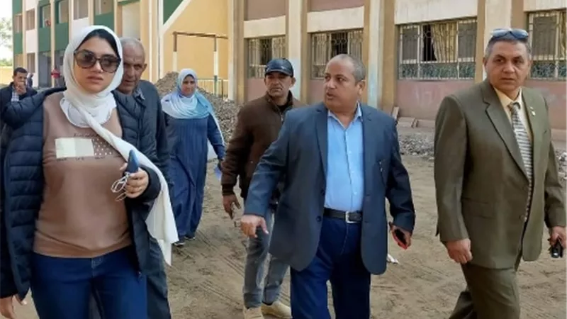 نائب محافظ القليوبية تتفقد مدارس إدارة قليوب التعليمية.. صور