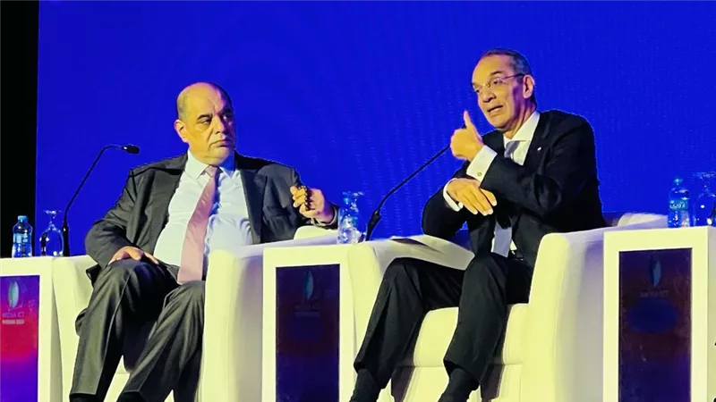 طلعت:أكثر من 90% من حركة البيانات تمر عبر الأراضى المصرية