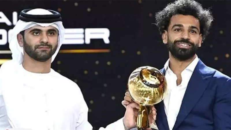 بعد تتويجه بجائزة أفضل لاعب.. محلل رياضى يتغنى بـ محمد صلاح - شاهد
