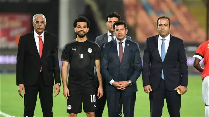 وزير الرياضة: محمد صلاح نموذج مصري نفتخر به جميعا