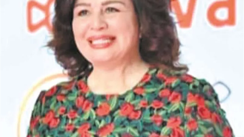 إلهام شاهين: أنا ملتزمة