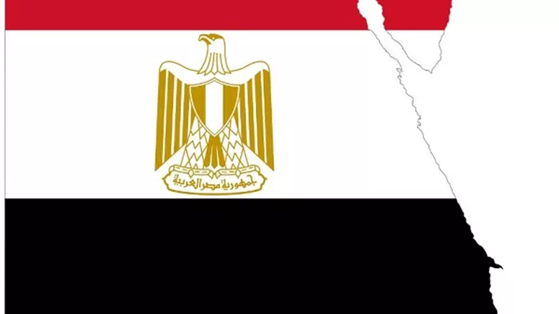 مصر بلدةُ معافاةِ مِن الفتنِ من ارادها الله بسوء قصمه الله