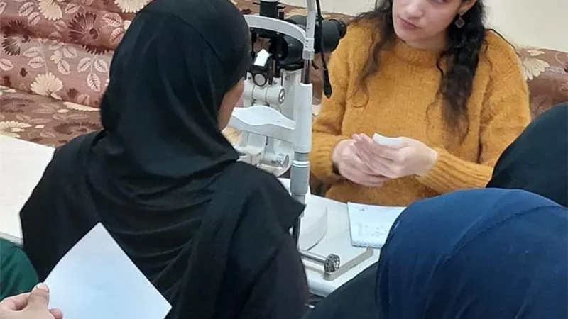 الكشف على 300 حالة في قافلة مستقبل وطن الطبية بمركز مغاغة