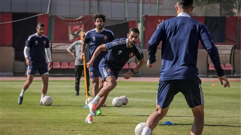 الاهلى يواصل تدريباته الجماعية استعدادا للقاء المقاولون العرب