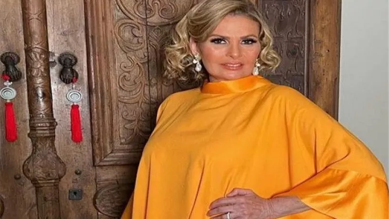 يسرا باطلالة كاجوال تخطف قلوب جمهورها