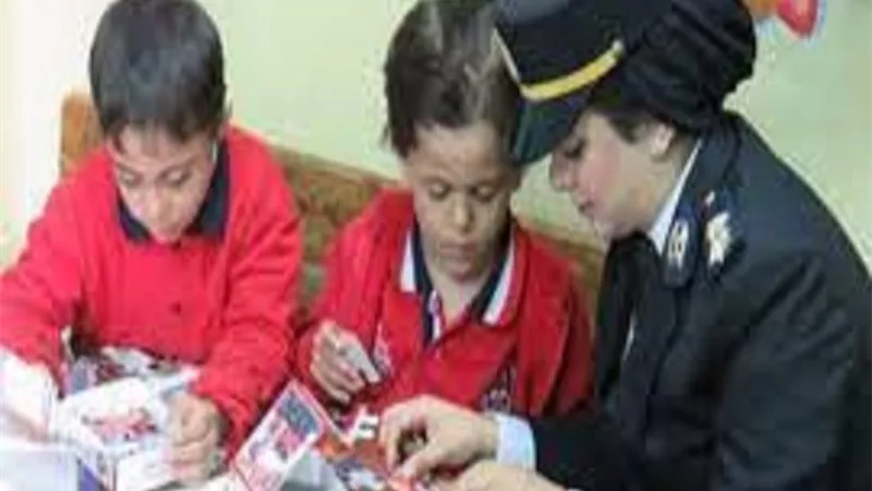 الداخلية تشارك الأطفال الاحتفال باليوم العالمى لحقوق الطفل