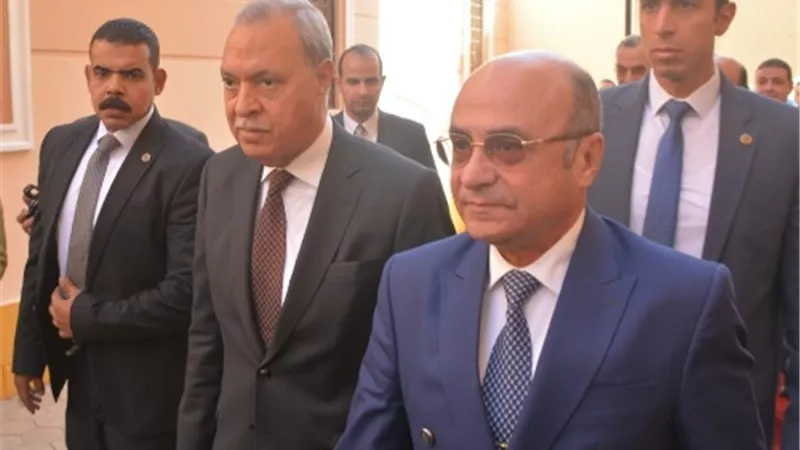 محافظ القليوبية ووزير العدل يفتتحان محكمة الطفل النموذجية ببنها.. صور