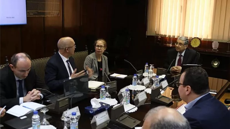 وزير الكهرباء: مصر تنفذ خططًا قوية للتحول إلى الاقتصاد الأخضر