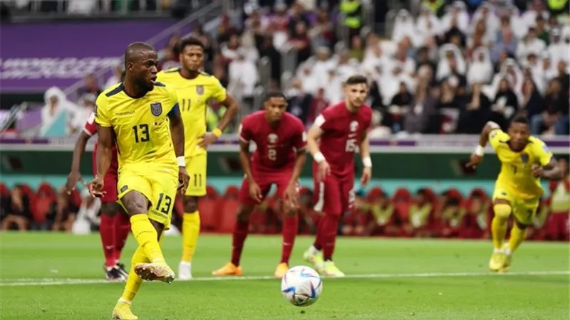 ملخص وأهداف الشوط الأول لمباراة قطر والأكوادور فى كأس العالم