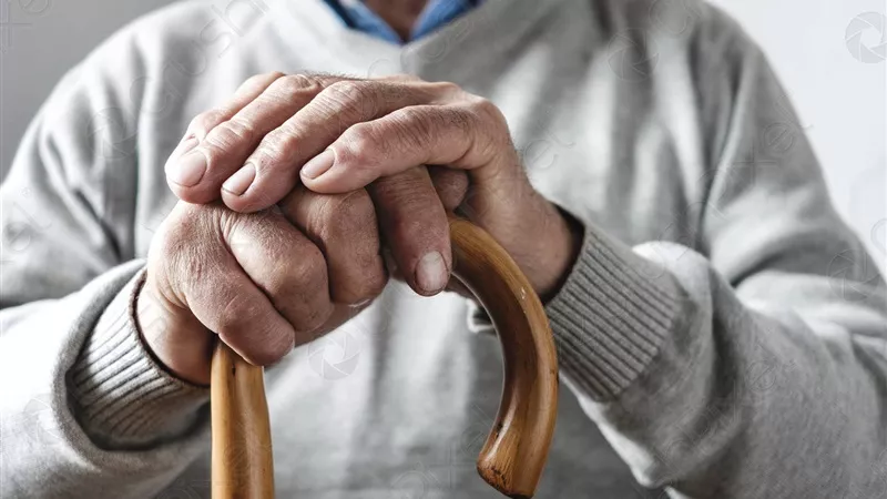 بعد 31 سنة.. زوجه تتهم زوجها بتبديد منقولات ومصوغات بـ600 ألف جنية