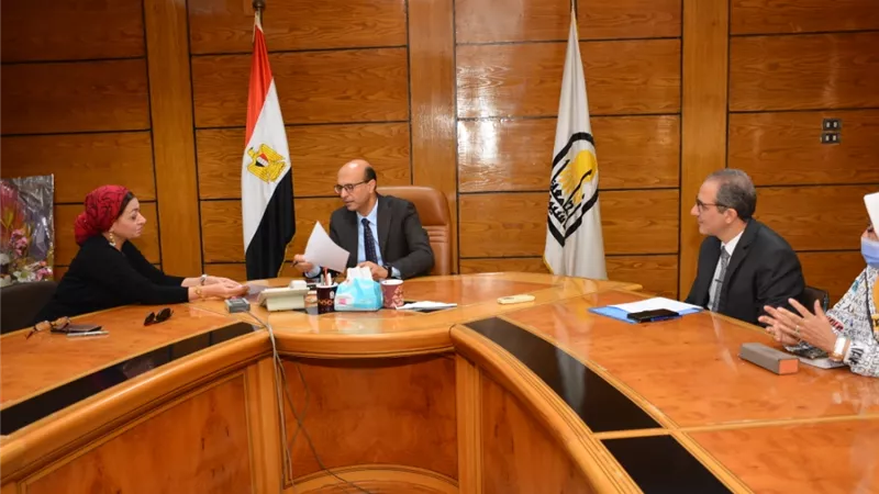 رئيس جامعة أسيوط يرأس أول إجتماع لمجلس إدارة صحة وسلامة الغذاء