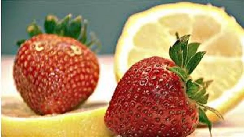 أسباب وطرق علاج اصفرار الأسنان منزليا