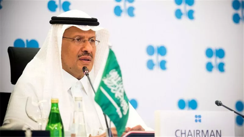 وزير الطاقة السعودي يحسم جدل زيادة إنتاج البترول
