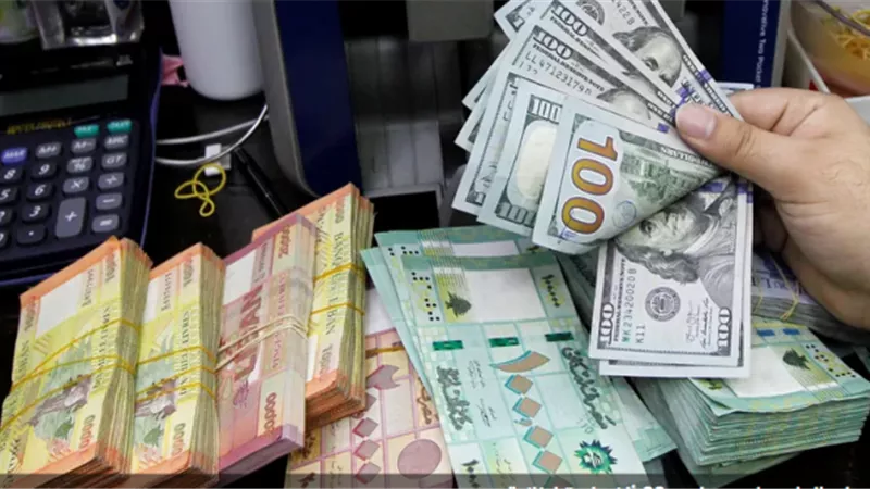 مصرف لبنان يتبنى سعر صرف 15 ألف ليرة للدولار بدءا من فبراير