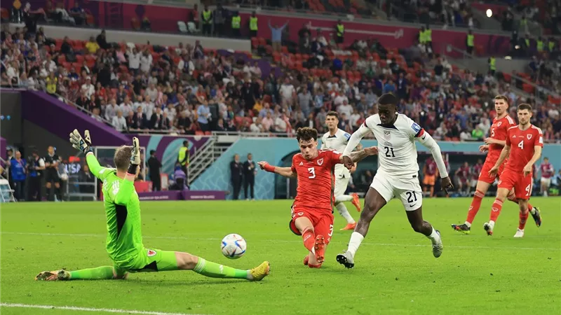 كأس العالم.. منتخب ويلز يتعادل أمام امريكا 1-1.. فيديو