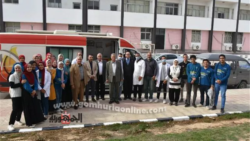 جامعة السادات تنظم حملة للتبرع بالدم بكليتى الطب البيطرى والصيدلة