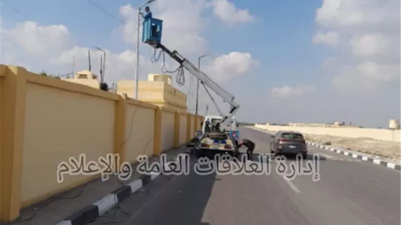 تأسيس شبكة للإنارة بطريق فيديكو بحيِّ ثالث الإسماعيلية