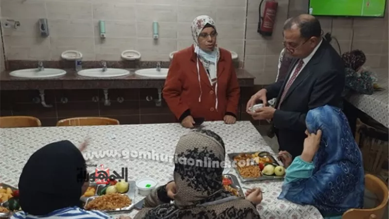 رئيس جامعة بني سويف يتفقد المدينة الجامعية للطالبات