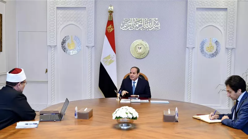 الرئيس السيسي يوجه بتطوير برامج تدريب وتأهيل الأئمة