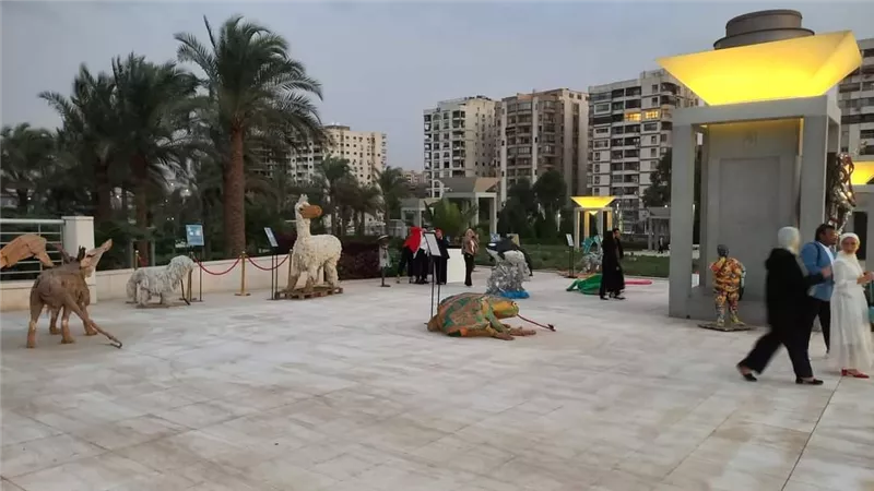 طلاب فنون جميلة حلوان يشاركون في معرض 
