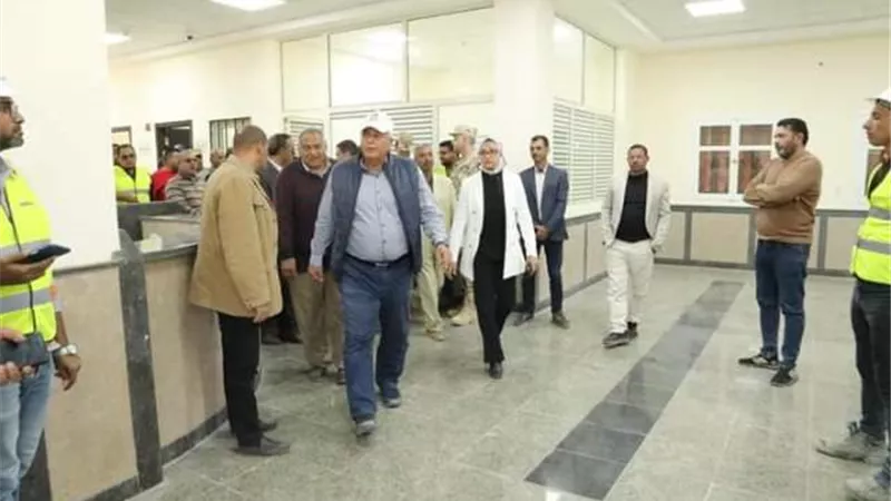 الزملّوط يوجه بتوفير مولدات كهرباء وتأثيث المبانى الحكومية بالفرافر