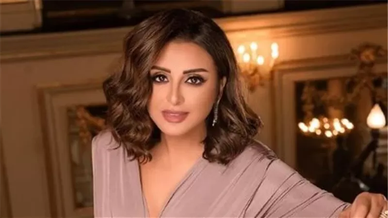 تأجيل جميع حفلات أنغام بعد احتجازها في المستشفى