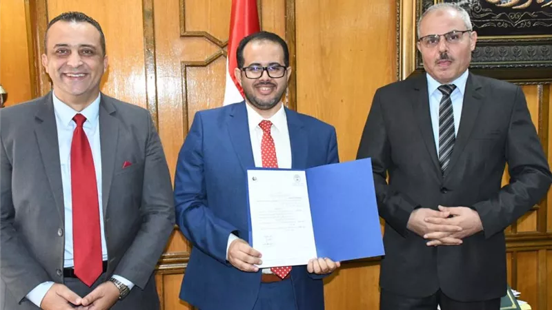 الدكتور أحمد السيد وكيلا لشئون االطلاب بالكلية الصينية التكنولوجية