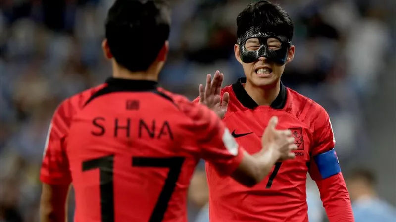 كأس العالم.. منتخب أوروجواي يتعادل سلبيا أمام كوريا الجنوبية..فيديو