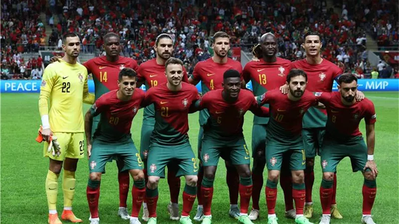 رونالدو يقود هجوم البرتغال أمام غانا في كأس العالم