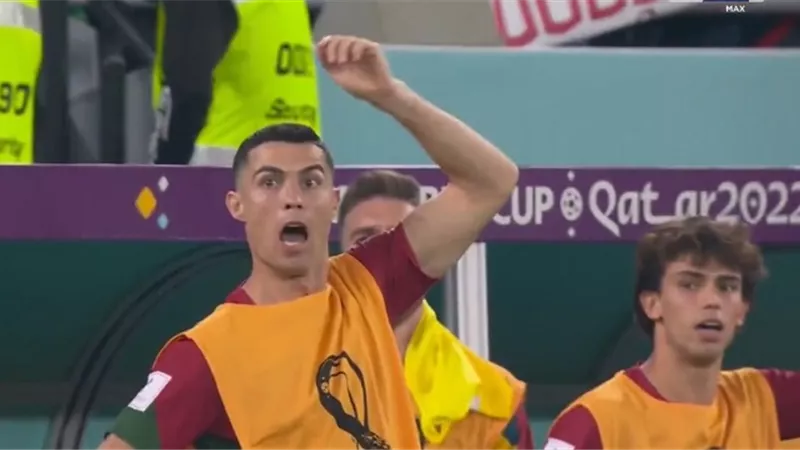 رد فعل رونالدو فى الثوانى الأخيرة من مباراة البرتغال وغانا - فيديو