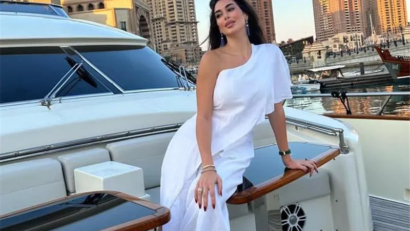بالأبيض .. ياسمين صبرى تخطف الأنظار بإطلالة مميزة .. صور
