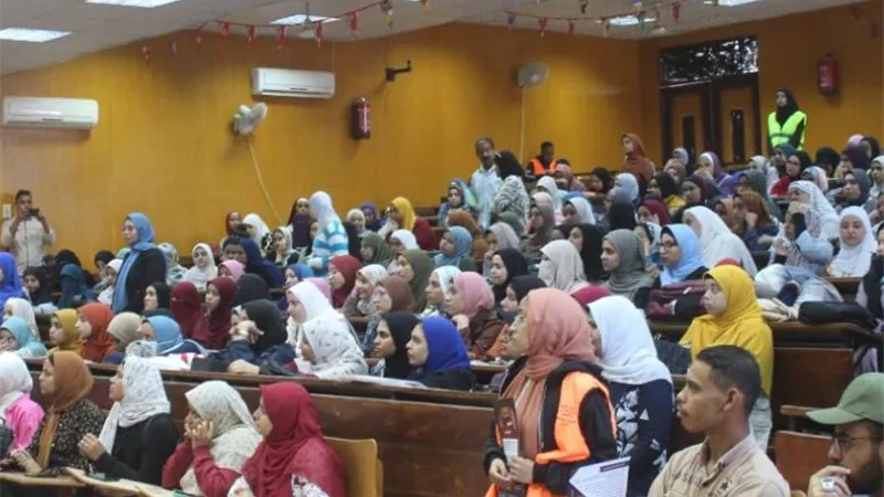 ندوة توعية بمخاطر الادمان و التعاطي بكلية الزراعة بقنا
