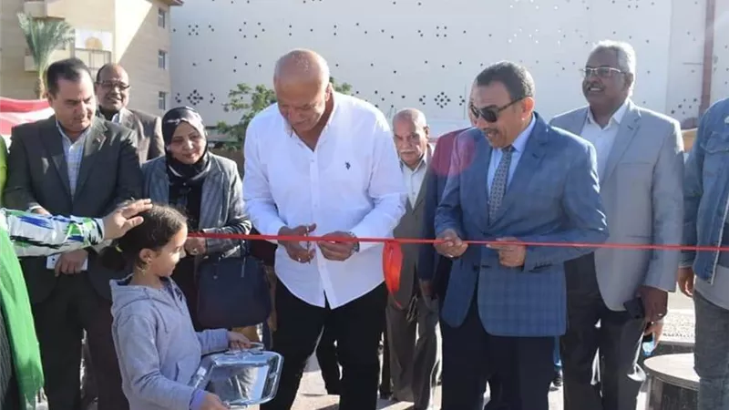 سكرتير عام البحر الأحمر يفتتح معرض بصمة تراثنا