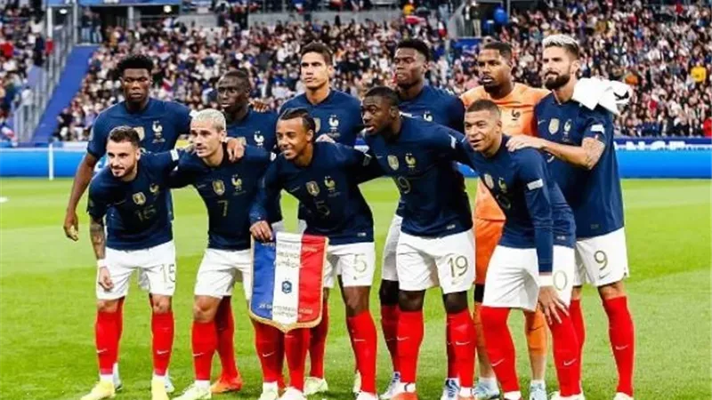 كأس العالم 2022.. فرنسا يبحث الصعود للدور الثانى امام الدنمارك اللي