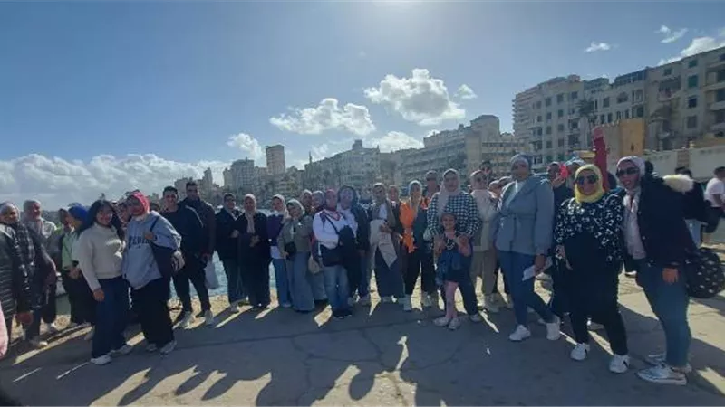 جامعة بدر تنظم رحلة تثقيفية ترفيهية لـ74 طالب إلى الإسكندرية.. صور