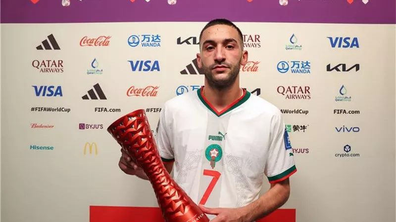 زياش يحصل على جائزة رجل مباراة المغرب وبلجيكا