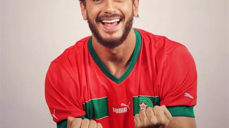 بتشيرت المنتخب.. سعد لمجرد يهنئ منتخب بلاده بالفوز على بلجيكا