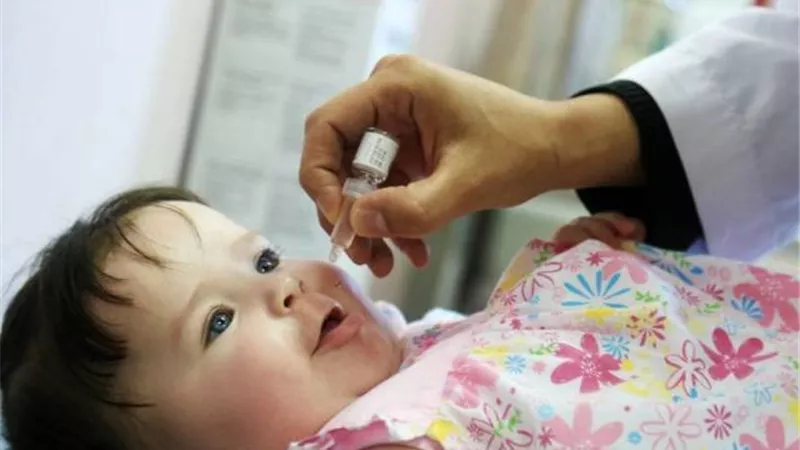 الصحة تطلق حملة تطعيم ضد مرض شلل الأطفال من 11 إلى 14 ديسمبر المقبل