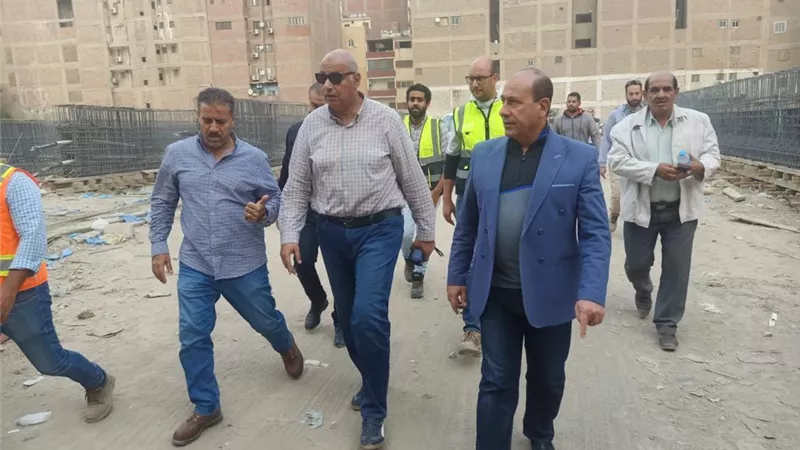 وزير الإسكان يتابع الموقف التنفيذي لمشروع محور عمرو بن العاص الحر