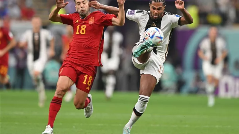شوط أول سلبى بين ألمانيا وأسبانيا