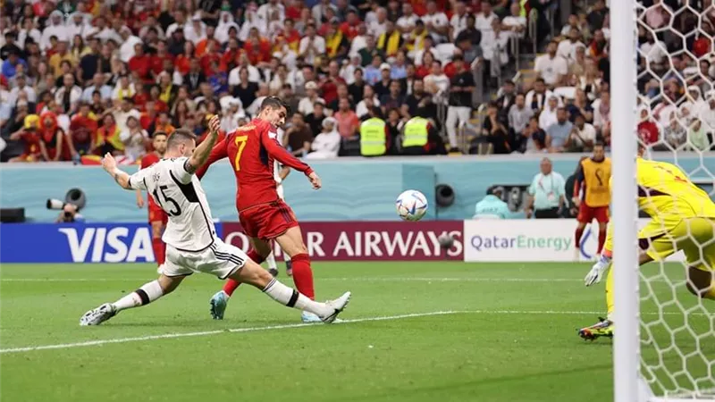 تعادل إسبانيا يضعف آمال الماكينات فى التأهل لدور الـ16 بالمونديال
