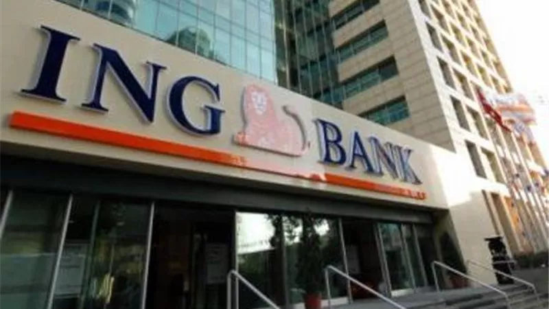 محللو بنك ING يتوقعون ارتفاع مؤشر الدولار الأمريكي حتى نهاية العام