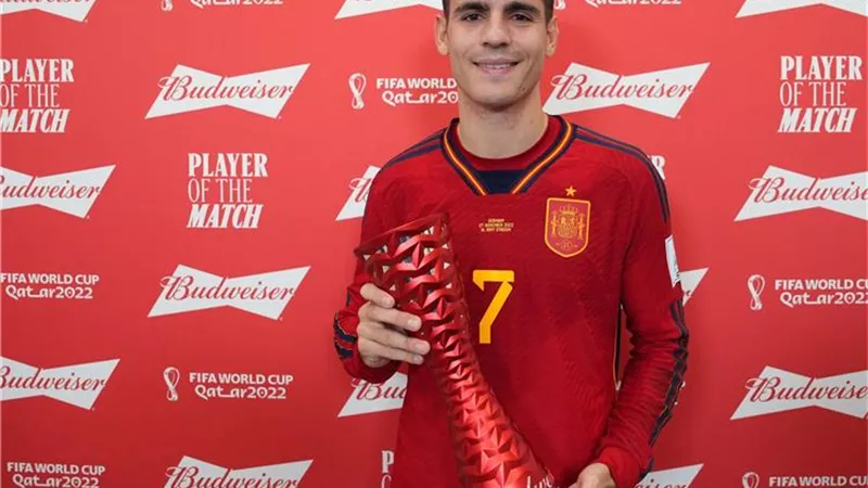 موراتا يفوز بجائزة أفضل لاعب فى مباراة إسبانيا وألمانيا