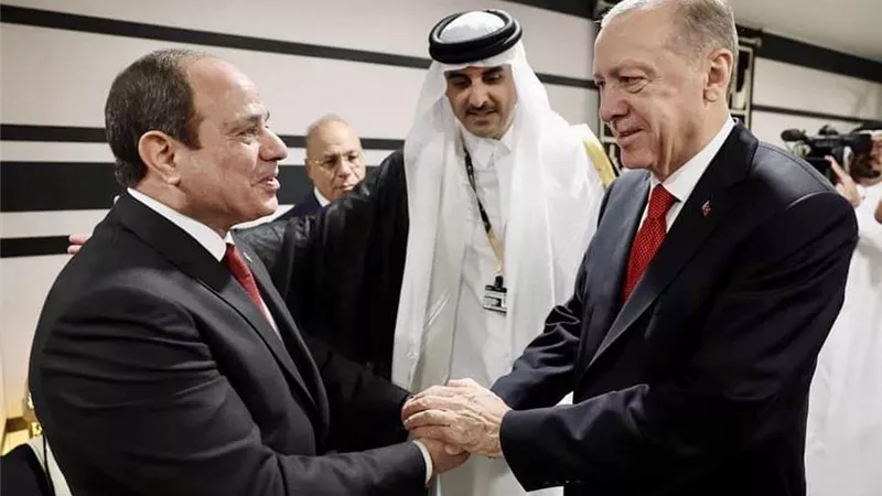 مصافحة السيسي وإردوغان .. أبرز لقطات دورة قطر!