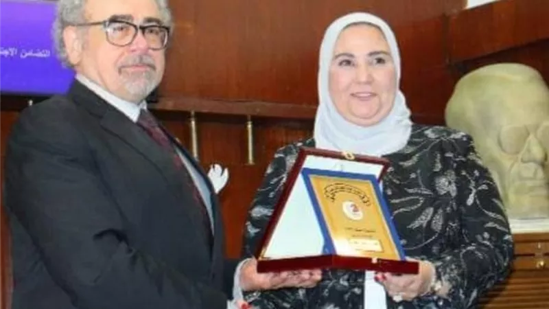 وزيرة التضامن في الصالون الثقافى لاتحاد كتاب مصر