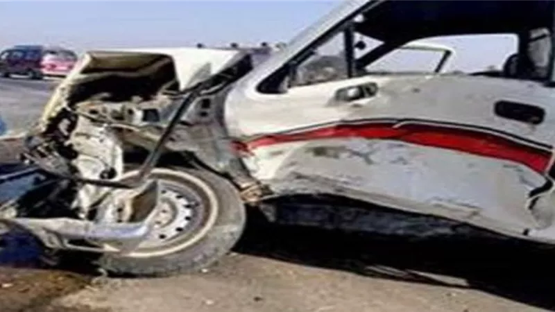 إصابة سائقين في تصادم سيارتين ربع نقل ببني سويف