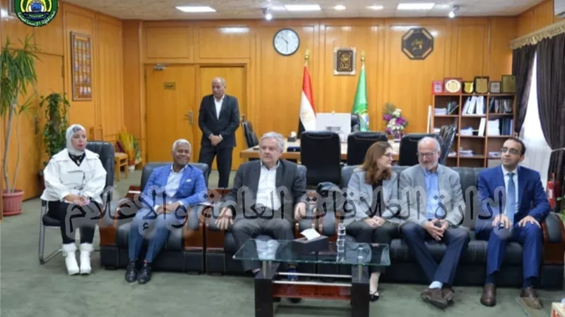 سفير المكسيك :الأسبوع الثقافي بالإسماعيلية تبادل خبرات وتعاون ثقافي