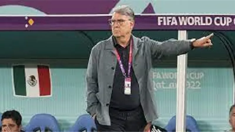 مدرب المكسيك: موقفنا صعب وعلينا الفوز أمام السعودية