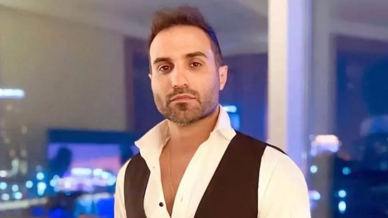 أحمد فهمي يهنئ والدته بيوم ميلادها