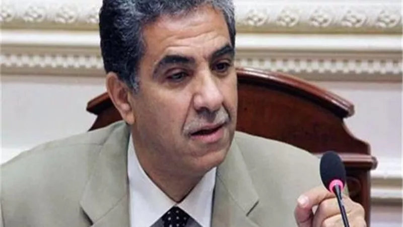 الدكتور خالد فهمى : التغير المناخي يؤدى إلى انصهار القطب الشمالى